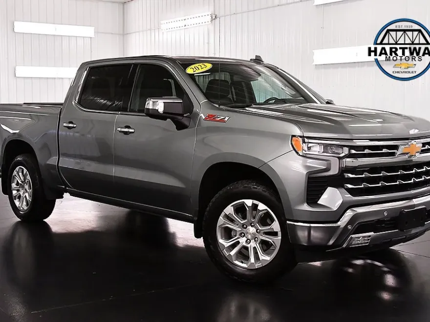 2023 Chevrolet Silverado 1500 LTZ photo 1