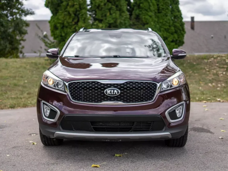 2017 Kia Sorento EX photo 1