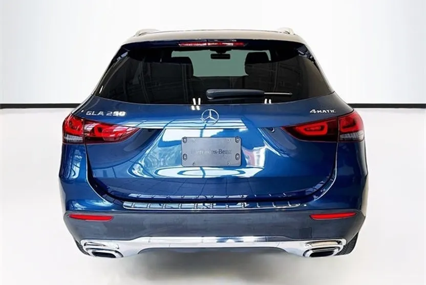 2021 Mercedes Benz GLA 250 4MATIC photo 1