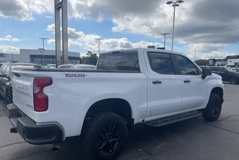 2020 Chevrolet Silverado 1500 Custom Trail Boss photo 1