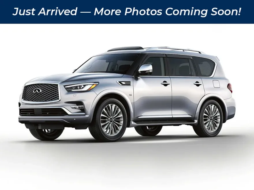2019 Infiniti QX80 Luxe photo 1