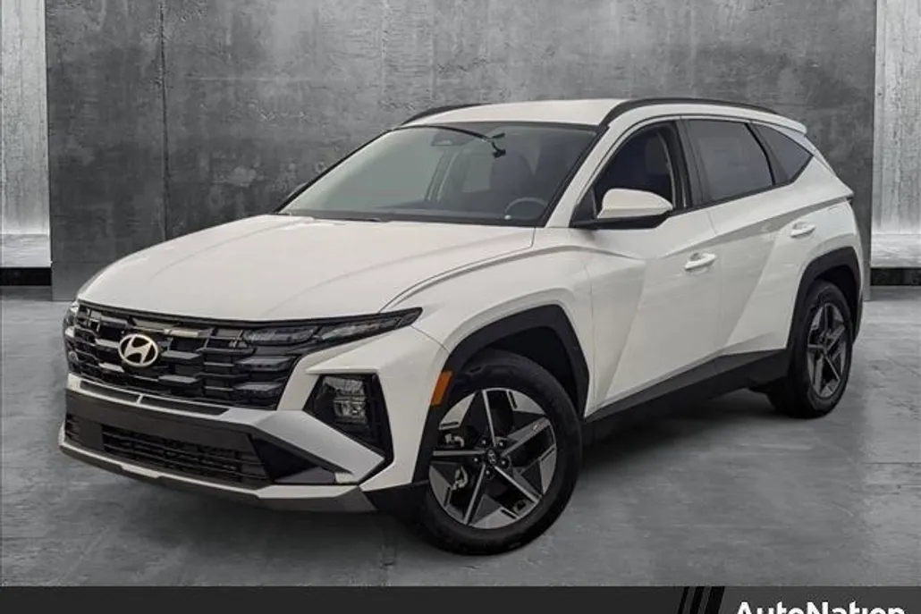2025 Hyundai Tucson SEL photo 1