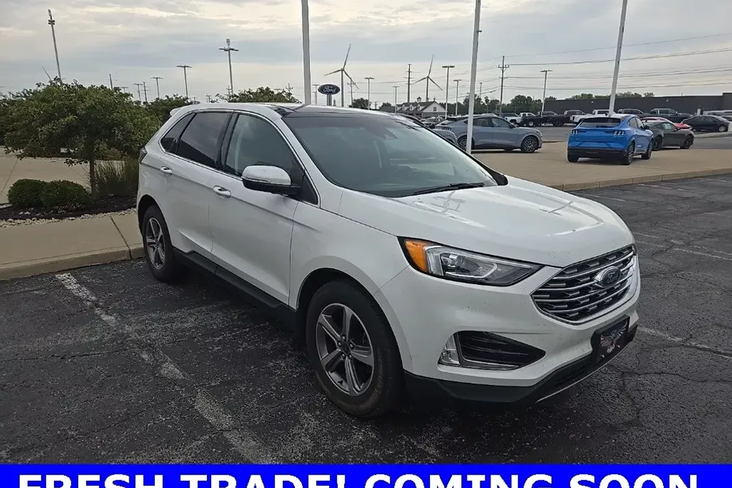 2020 Ford Edge SEL photo 1