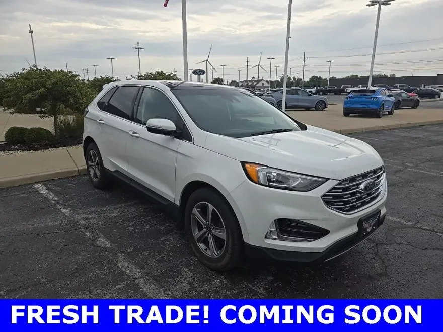 2020 Ford Edge SEL photo 1