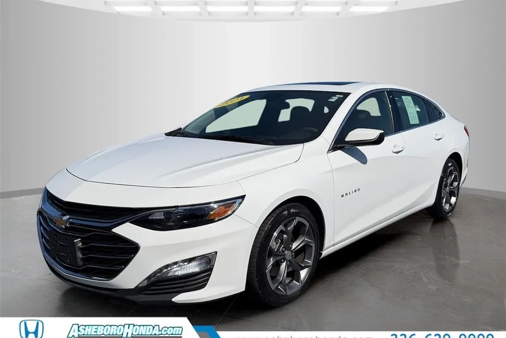 2024 Chevrolet Malibu 1LT photo 1