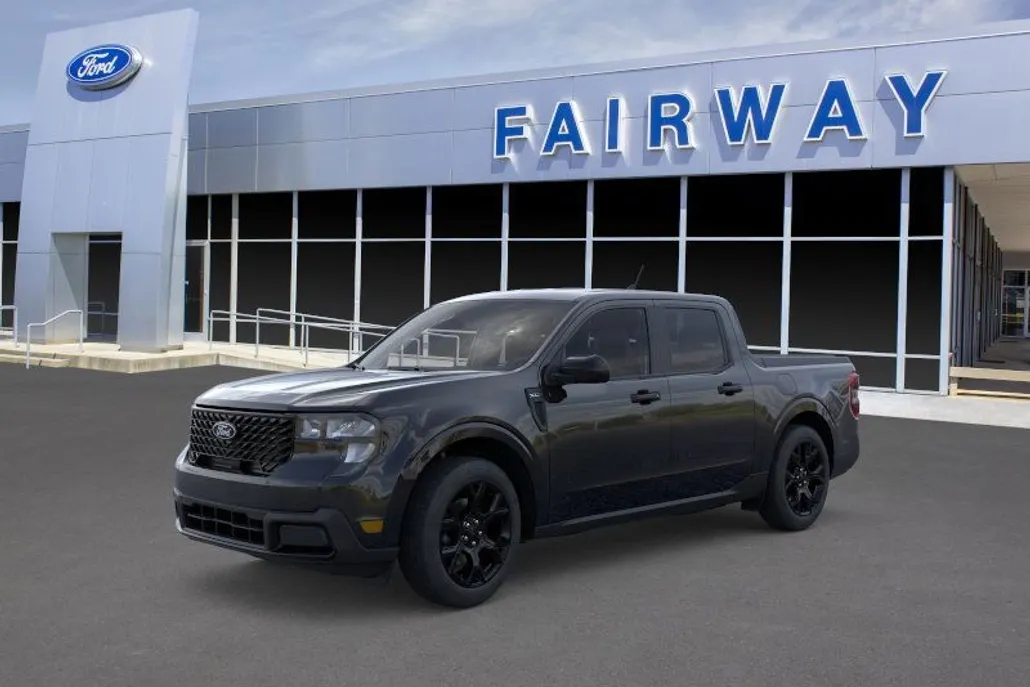 2025 Ford Maverick XLT photo 1