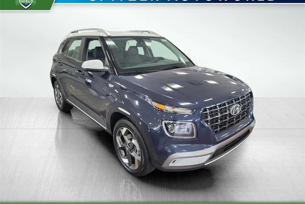 2025 Hyundai Venue Limited photo 1