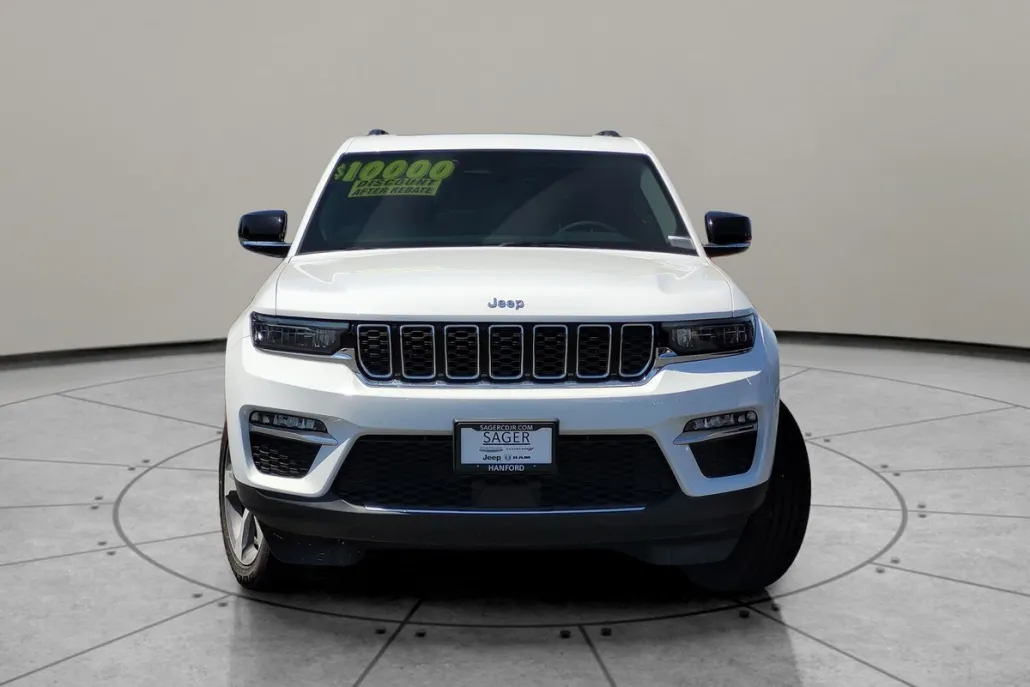 2024 Jeep Cherokee 4xe Base photo 1
