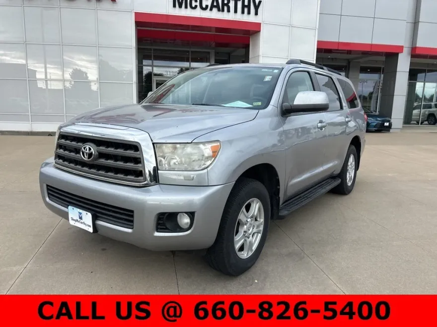 2012 Toyota Sequoia SR5 photo 1