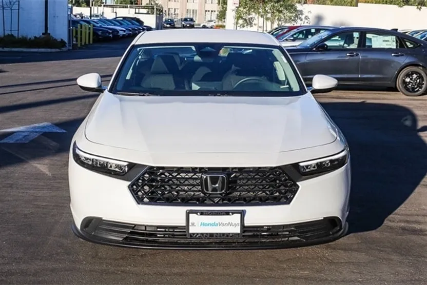 2025 Honda Accord LX photo 1