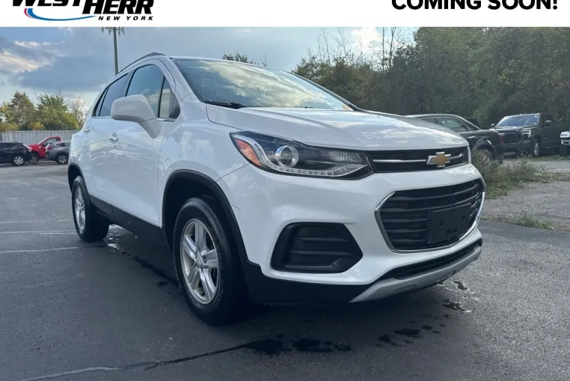 2019 Chevrolet Trax LT photo 1