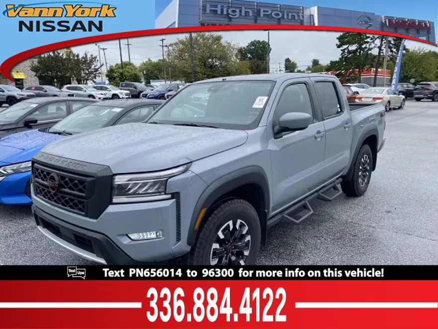 2023 Nissan Frontier Crew Cab PRO-4X photo 1