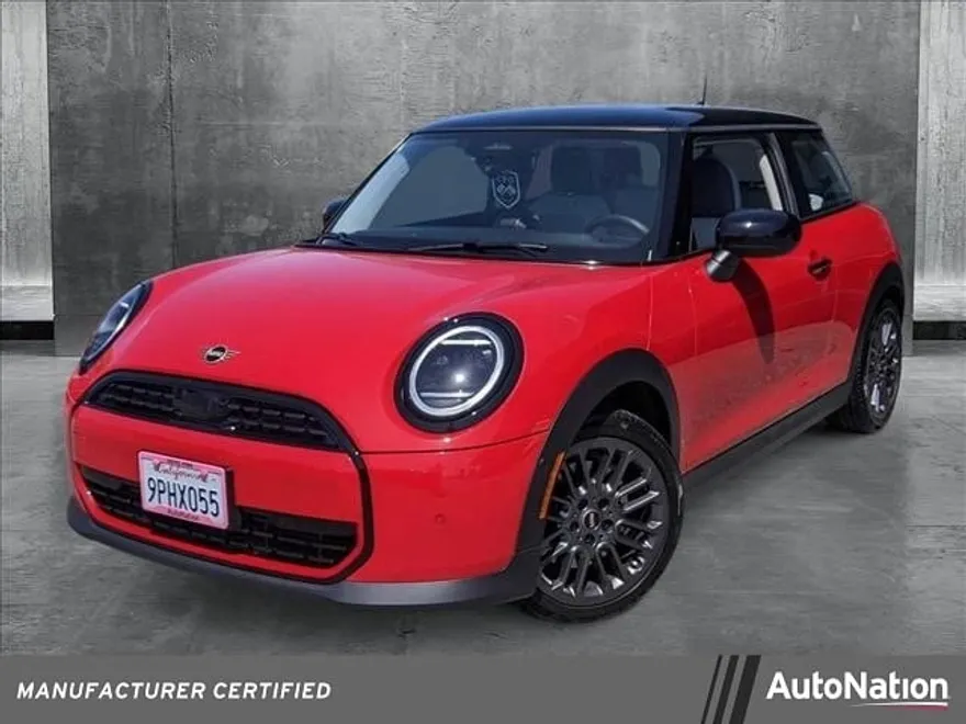 2025 Mini Cooper 2 Door Hardtop Signature photo 1