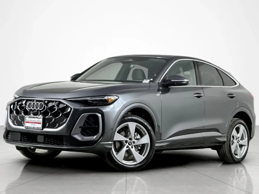 2025 Audi Q5 Sportback Premium Plus TFSI photo 1