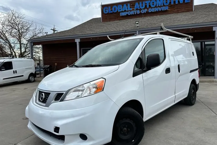 2019 Nissan NV200 S photo 1