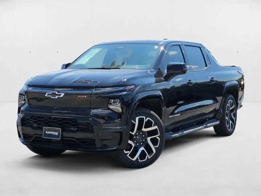 2024 Chevrolet Silverado EV RST photo 1