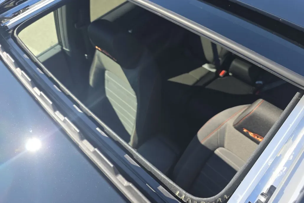 2026 Honda CR-V Hybrid photo 1