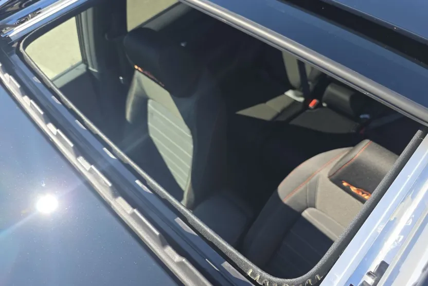 2026 Honda CR-V Hybrid photo 1