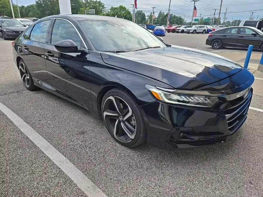 2022 Honda Accord Sport photo 1