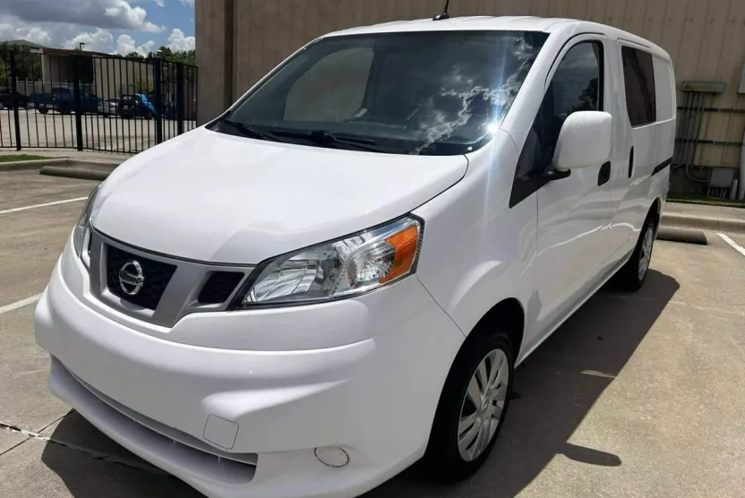 2021 Nissan NV200 SV photo 1