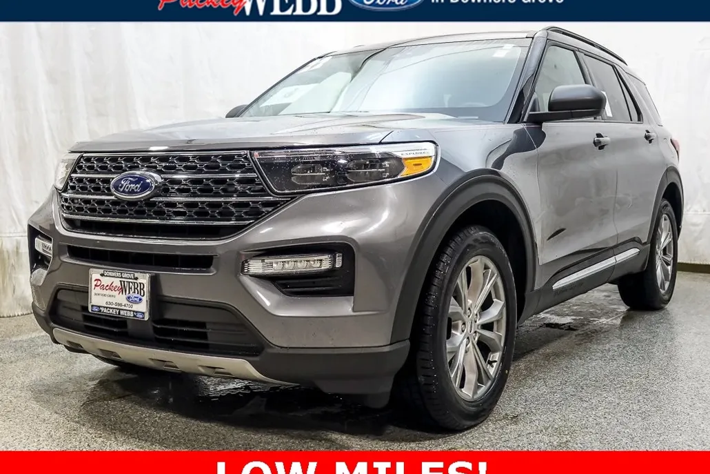 2022 Ford Explorer XLT photo 1