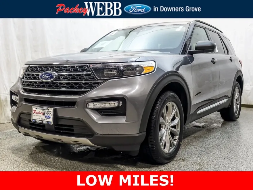 2022 Ford Explorer XLT photo 1