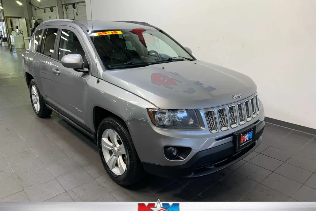 2017 Jeep Compass Latitude photo 1