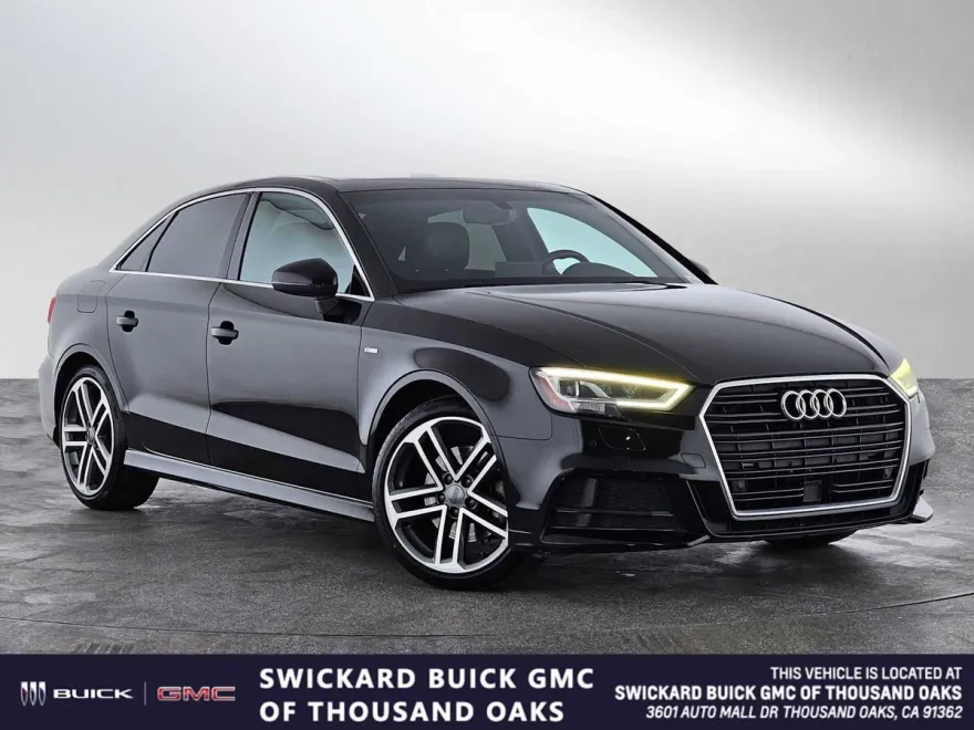 2019 Audi A3 Premium Plus photo 1
