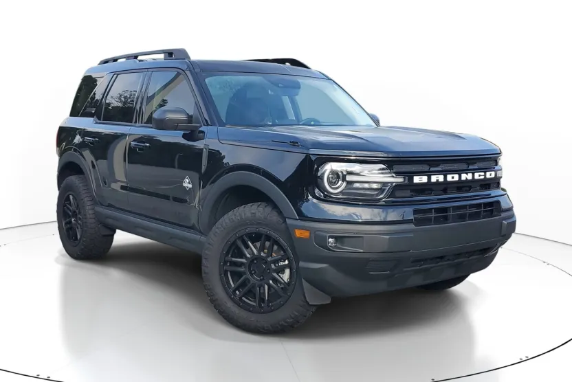 2024 Ford Bronco Sport Outer Banks photo 1