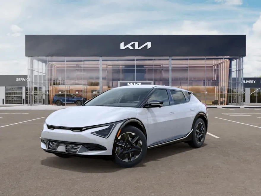2025 Kia EV6 Wind photo 1
