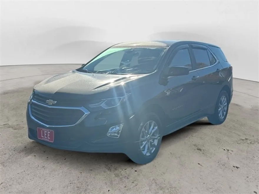 2021 Chevrolet Equinox LT photo 1
