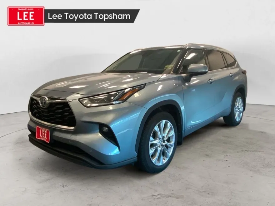 2022 Toyota Highlander Hybrid Limited photo 1