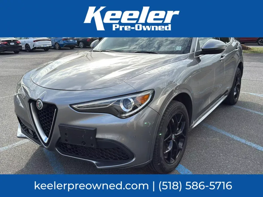 2020 Alfa Romeo Stelvio Ti photo 1