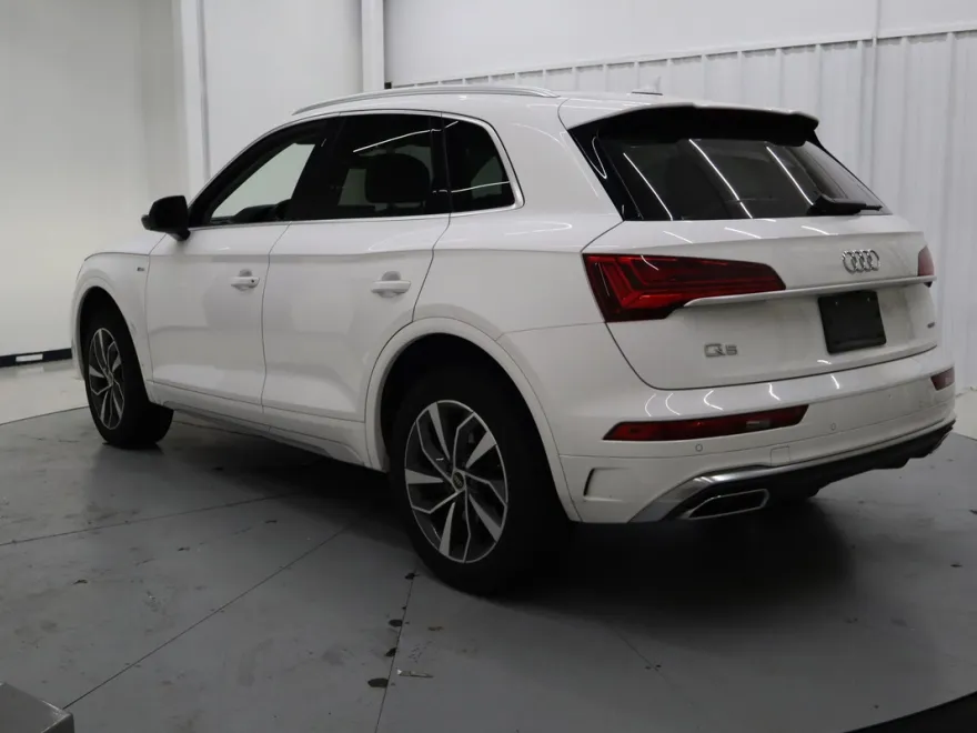 2023 Audi Q5 45 S line Premium photo 1