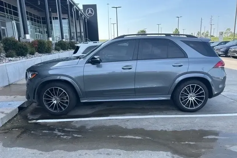 2023 Mercedes Benz GLE 350 4MATIC photo 1