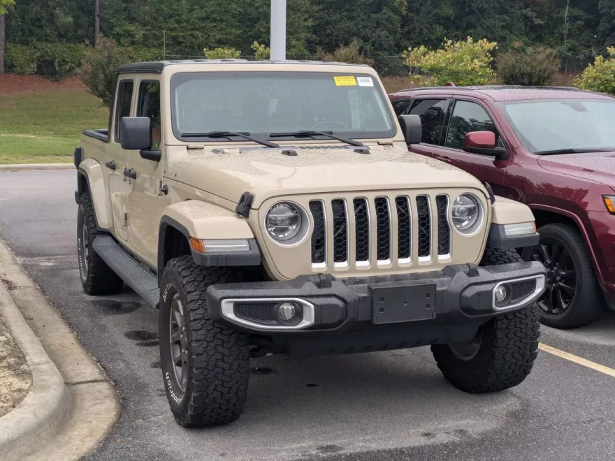 2020 Jeep Gladiator Overland photo 1
