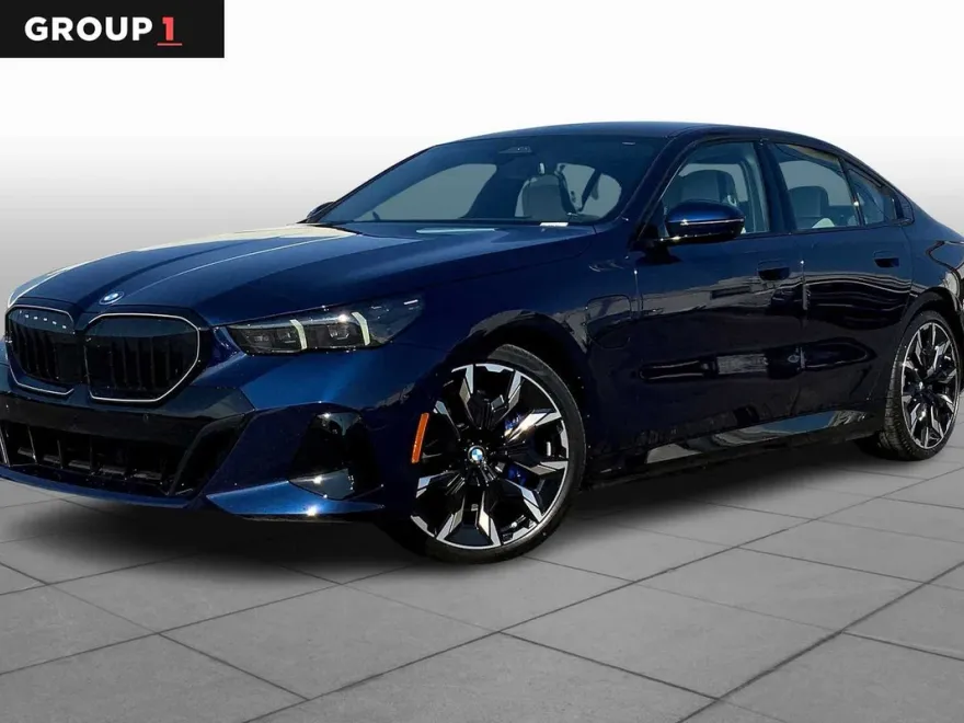 2026 Bmw 550e xDrive photo 1