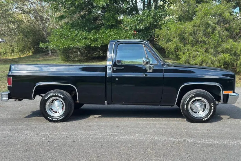1985 Chevrolet C/K Pickup photo 1