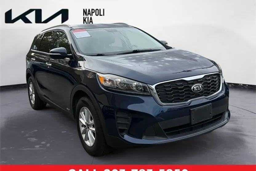 2019 Kia Sorento LX photo 1