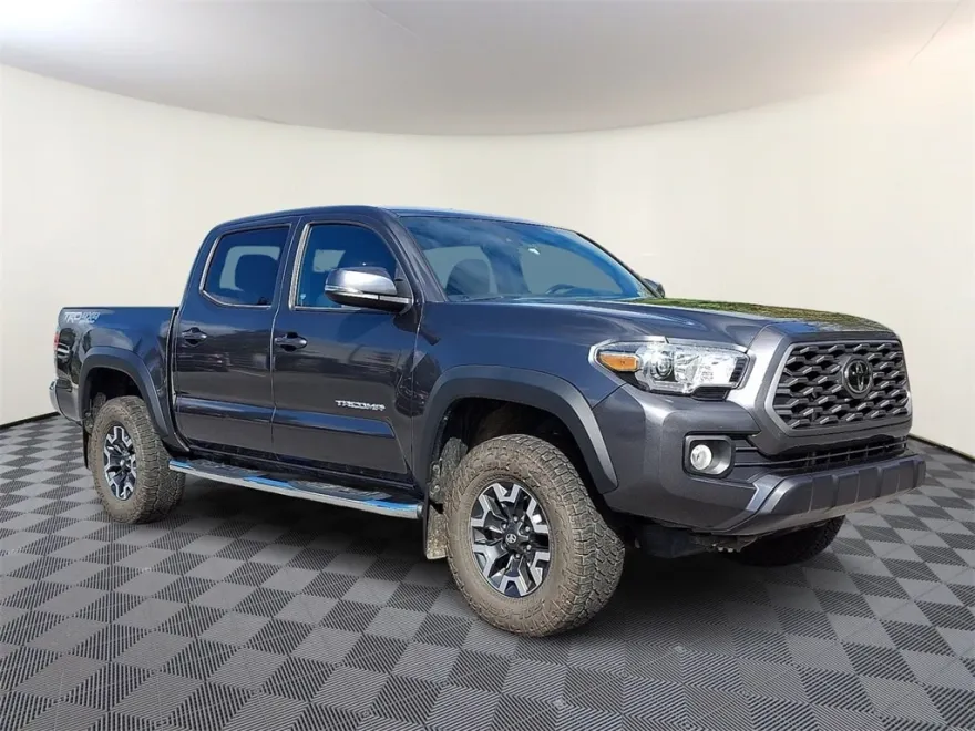 2022 Toyota Tacoma TRD Off-Road photo 1