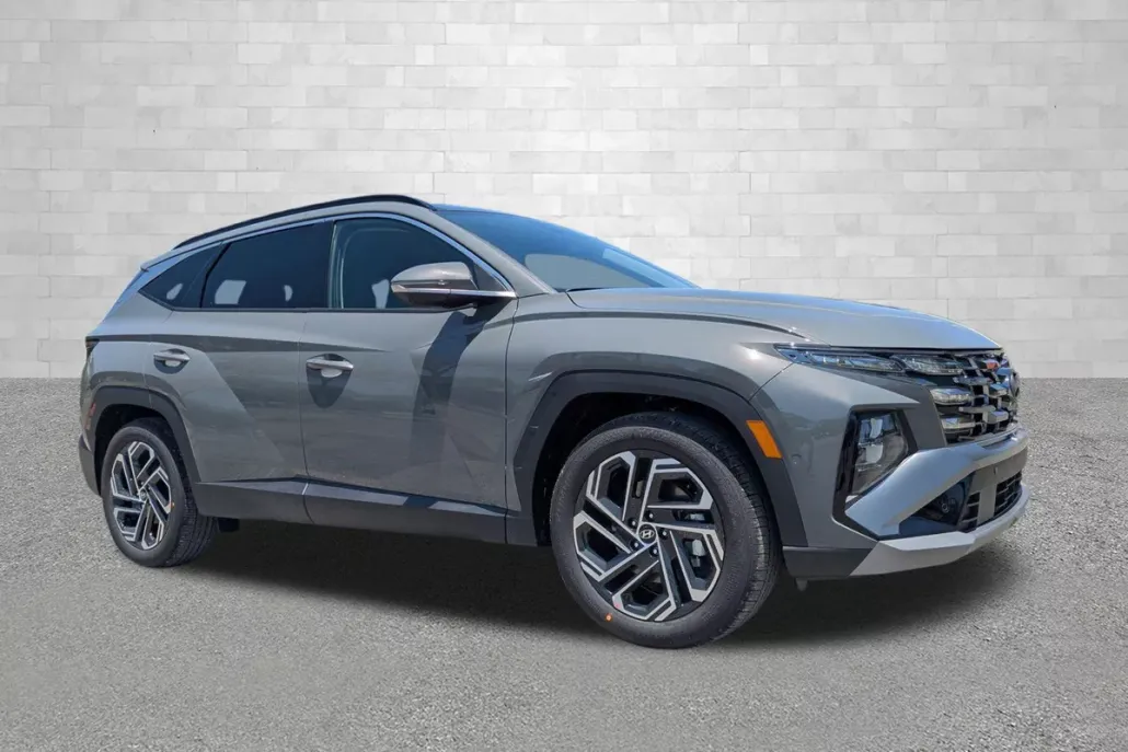 2025 Hyundai Tucson Limited photo 1