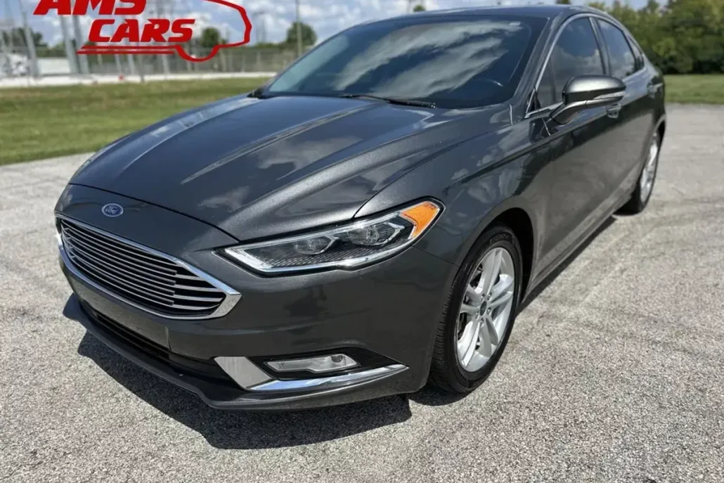 2017 Ford Fusion Titanium photo 1