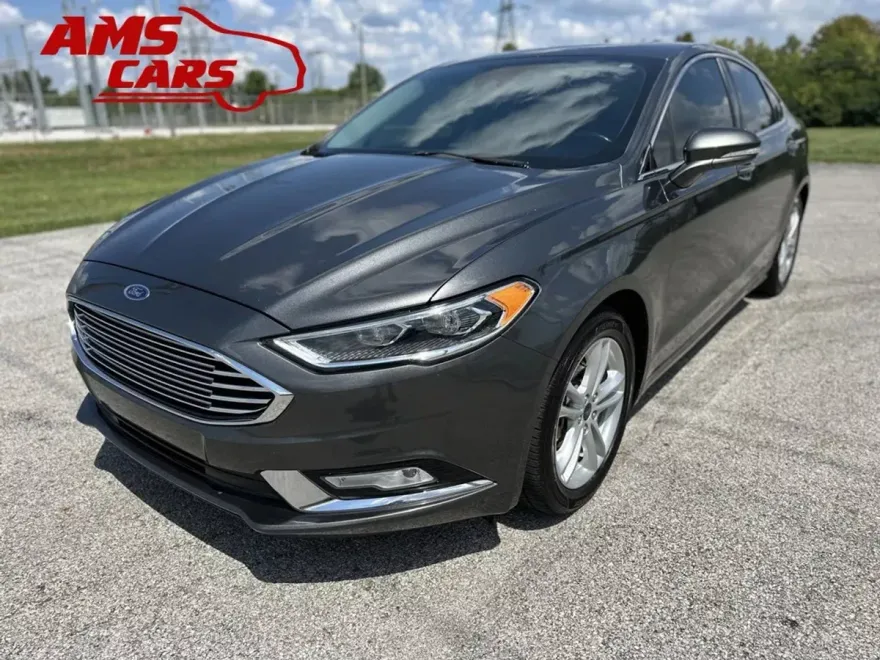 2017 Ford Fusion Titanium photo 1
