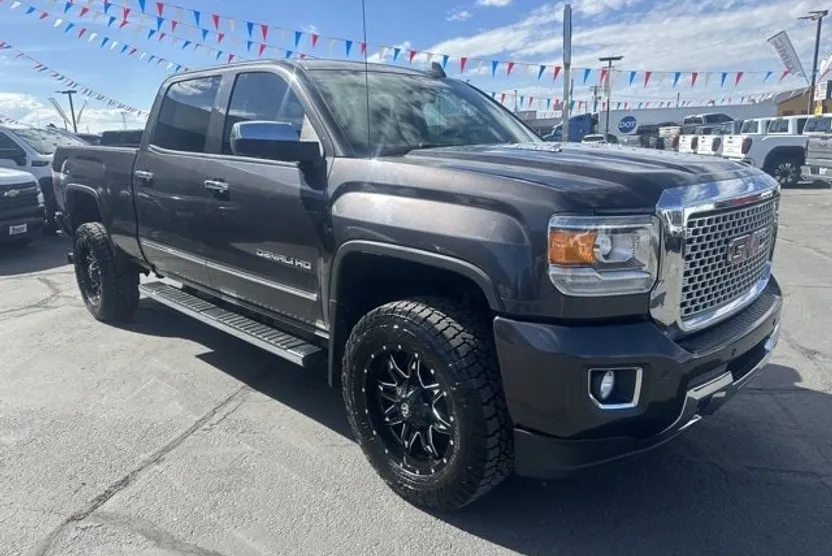 2015 Gmc Sierra 2500 HD Denali photo 1