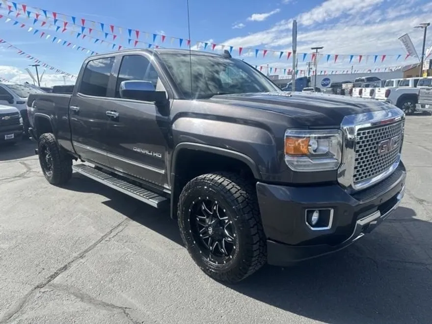 2015 Gmc Sierra 2500 HD Denali photo 1