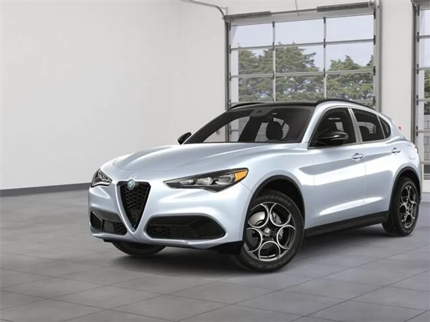 2025 Alfa Romeo Stelvio Sprint photo 1