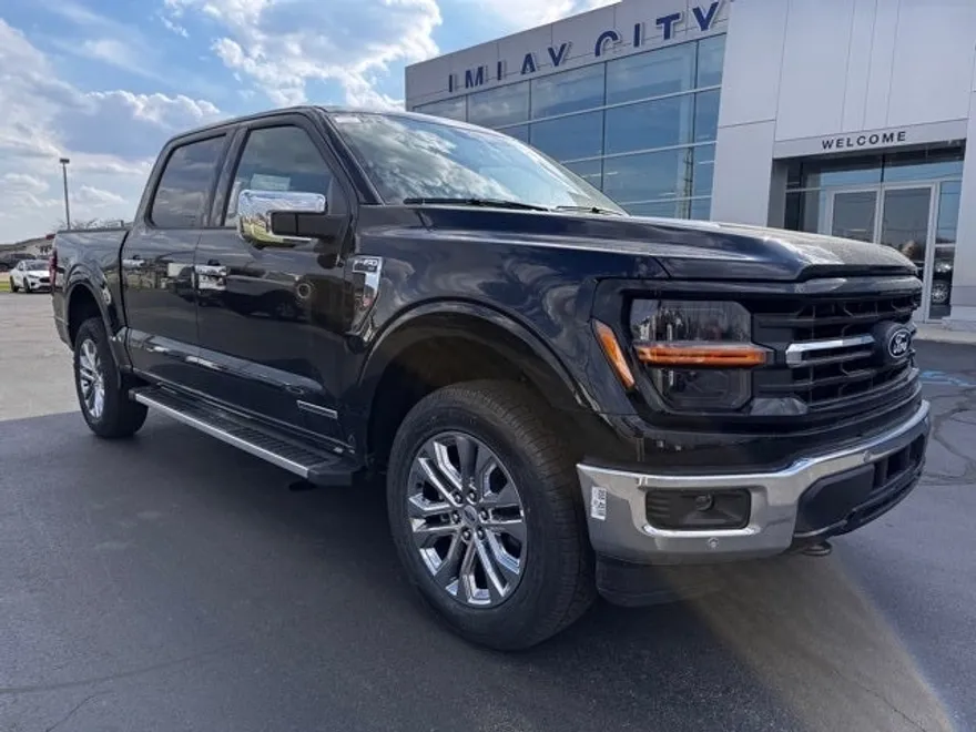 2025 Ford F-150 XLT photo 1