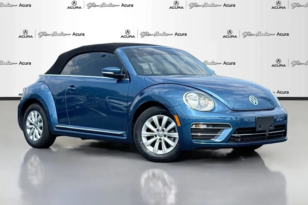 2019 Volkswagen Beetle Convertible S photo 1