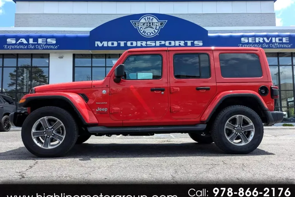2021 Jeep Wrangler Unlimited Sahara photo 1