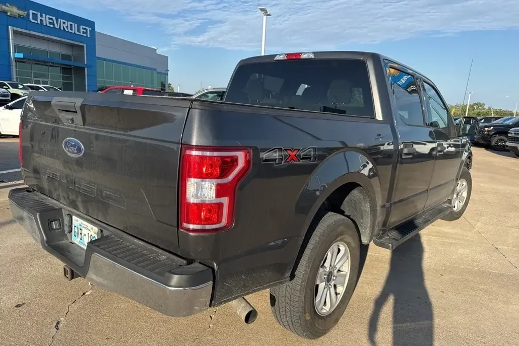 2019 Ford F-150 XLT photo 1